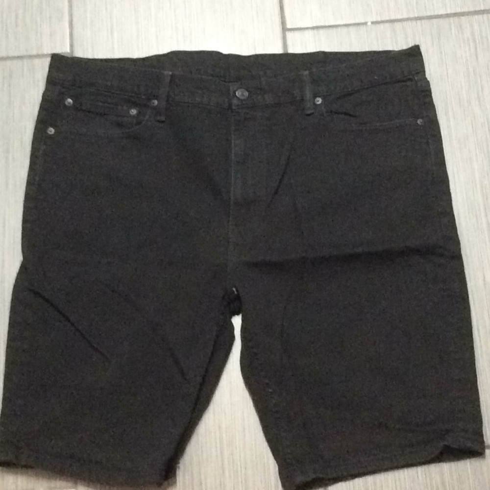 LEVIS
